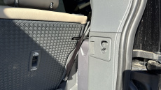 Land Rover Defender 3.0 D250 SE 90 3dr Auto Diesel Estate